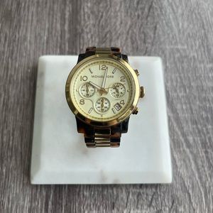 Michael Kors Watch (Women)